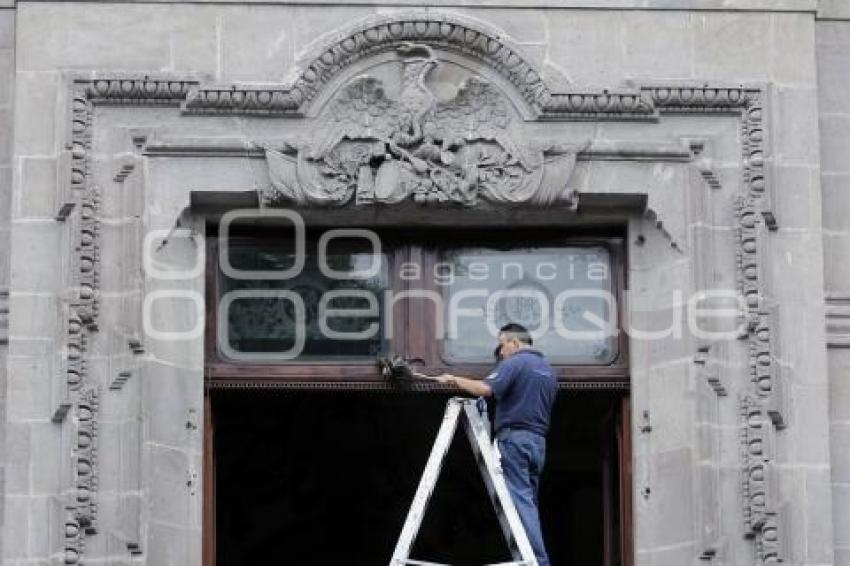 PREPARATIVOS GRITO. AYUNTAMIENTO