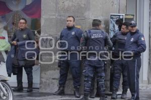 POLICÍA VIGILA PRIMER CUADRO DE LA CIUDAD