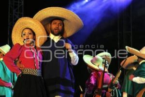 BALLET FOLKLORICO DE AMALIA HERNÁNDEZ . ZÓCALO DE PUEBLA