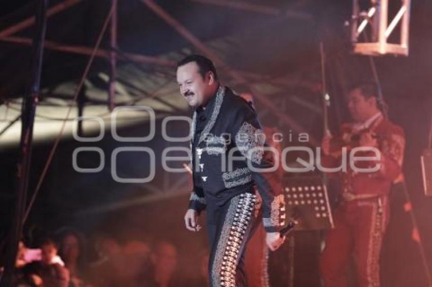 FESTEJOS PATRIOS . PEPE AGUILAR