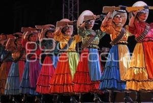 BALLET FOLKLORICO DE AMALIA HERNÁNDEZ . ZÓCALO DE PUEBLA