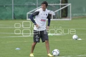 ENTRENA RAYADOS DE MONTERREY EN PUEBLA