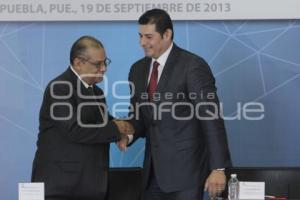 INSTALAN COMISIÓN PARA MODERNIZAR REGISTRO CIVIL