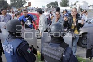 CONATO DE BRONCA ENTRE MAESTROS Y GRANADEROS
