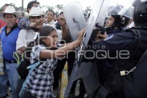 CONATO DE BRONCA ENTRE MAESTROS Y GRANADEROS