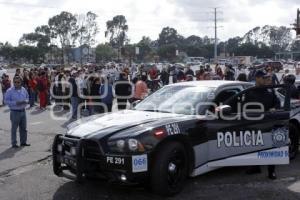 CONATO DE BRONCA ENTRE MAESTROS Y GRANADEROS
