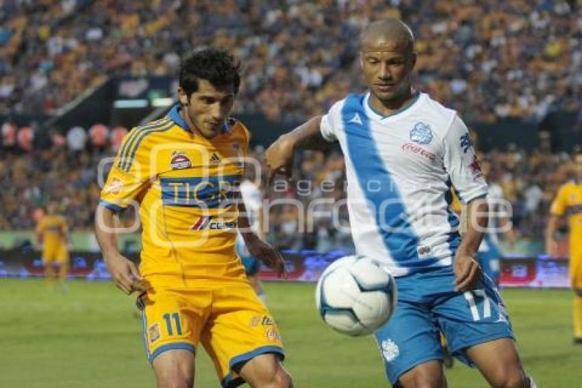 FUTBOL . TIGRES VS PUEBLA FC