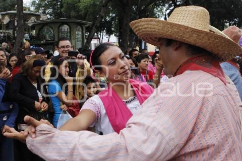 DESFILE DE LAS MOJIGANGAS