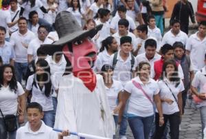 DESFILE DE LAS MOJIGANGAS