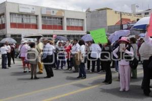 MANIFESTACIÓN DE JUBILADOS EN DELEGACIÓN DEL TRABAJO