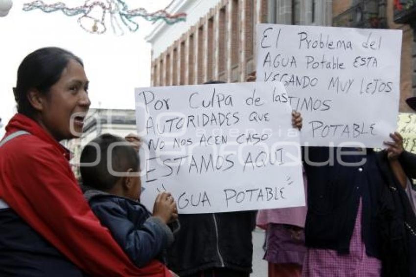 MANIFESTACIÓN SANTA ROSA OCOTITLÁN
