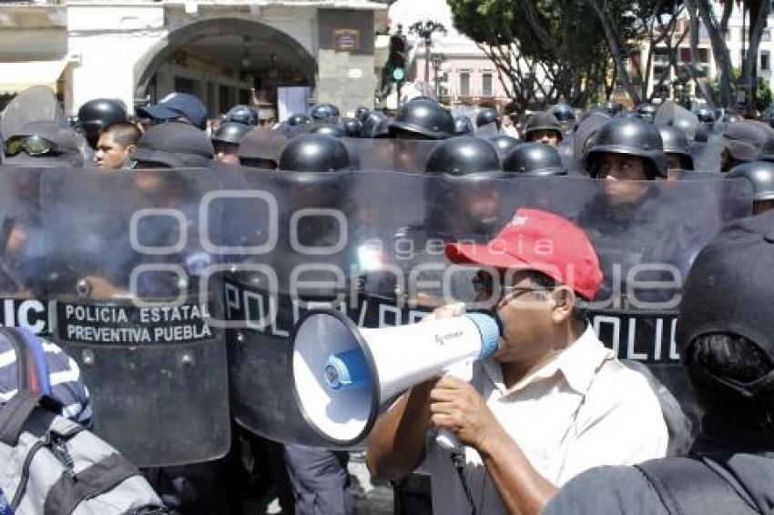 MANIFESTACIÓN DE MAESTROS