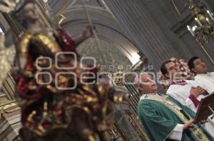 RELIGIÓN . MISA ARZOBISPO