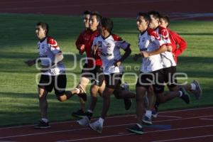 ENTRENAMIENTO VESPERTINO LOBOS BUAP