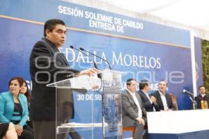 ENTREGAN RECONOCIMIENTO A SENADOR MIGUEL BARBOSA
