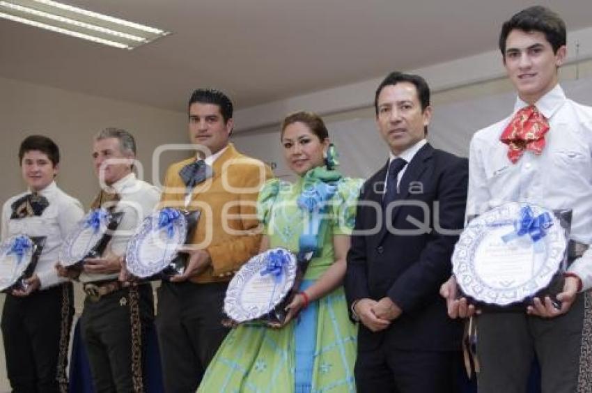 RECONOCE MANUEL YOUSHIMATZ A CHARROS