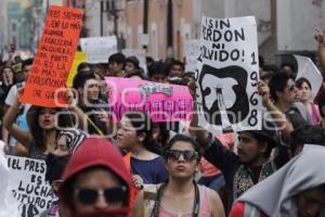 MANIFESTACIÓN ESTUDIANTES