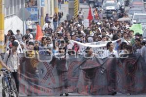 MANIFESTACIÓN ESTUDIANTES