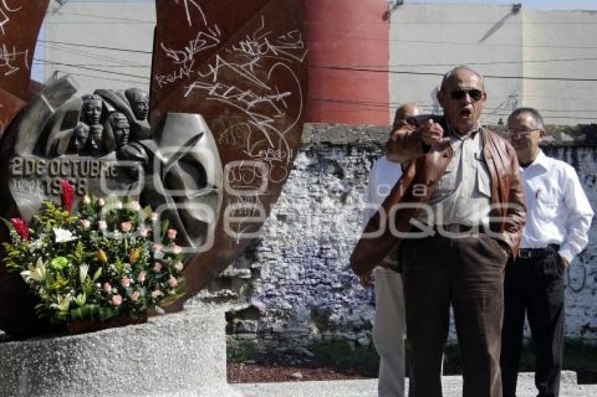 HOMENAJE EN EL MONUMENTO 2 DE OCTUBRE