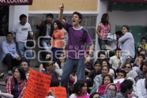 MANIFESTACIÓN ESTUDIANTES