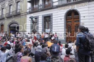 MANIFESTACIÓN ESTUDIANTES