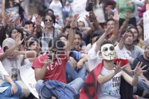 MANIFESTACIÓN ESTUDIANTES