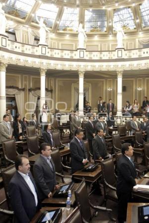 SESIÓN EXTRAORDINARIA DE CONGRESO