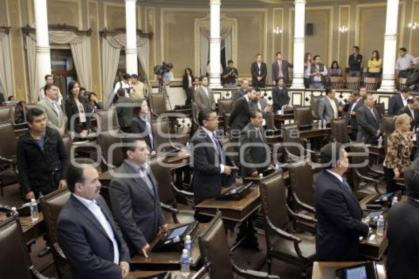 SESIÓN EXTRAORDINARIA DE CONGRESO