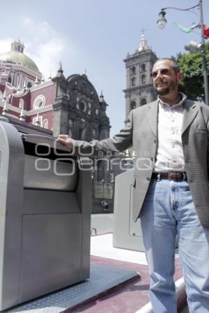 CONTENEDORES DE BASURA. AYUNTAMIENTO