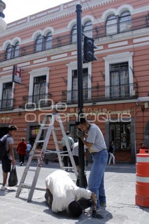 LEVANTAN SEMÁFORO PEATONAL DE LA 2 NORTE