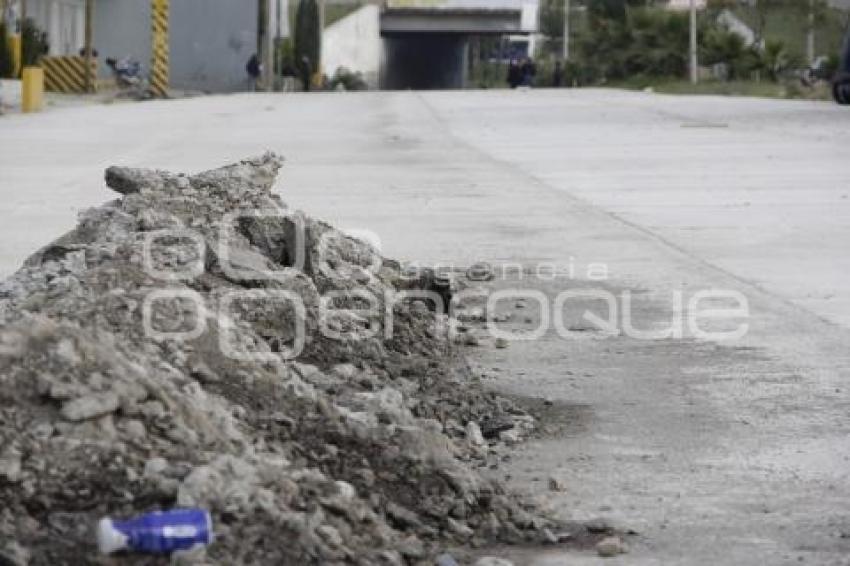 CIEN POR CIENTO PAVIMENTACIÓN CALZADA ZAVALETA