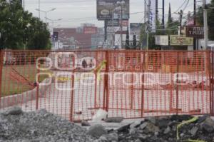 CIEN POR CIENTO PAVIMENTACIÓN CALZADA ZAVALETA