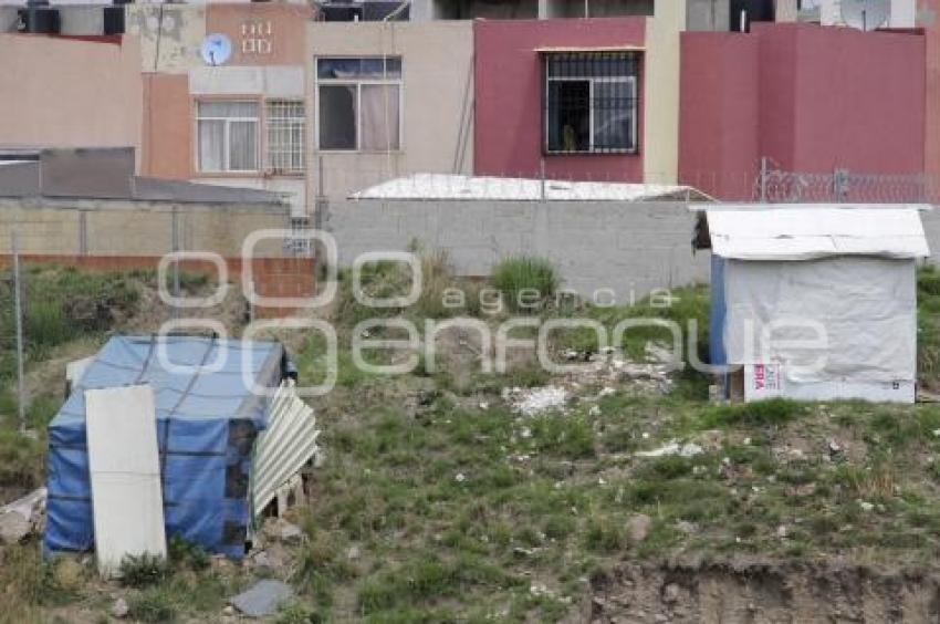 CASAS DE CARTÓN EN BARRANCA