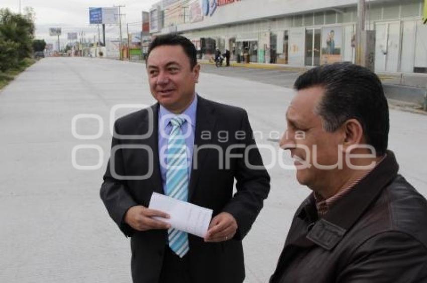 CIEN POR CIENTO PAVIMENTACIÓN CALZADA ZAVALETA