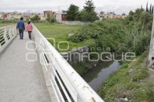 CONCEPCIÓN LA CRUZ . PUENTE PEATONAL