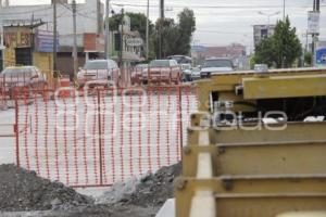 CIEN POR CIENTO PAVIMENTACIÓN CALZADA ZAVALETA