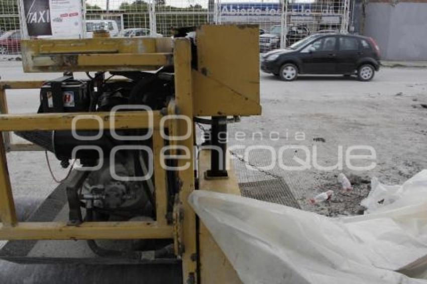 CIEN POR CIENTO PAVIMENTACIÓN CALZADA ZAVALETA