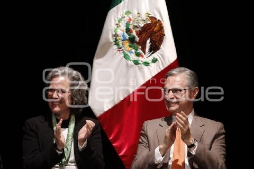 RECONOCIMIENTO SCHOLAR UDLAP Y COMPROMISO EDUCATIVO 2013