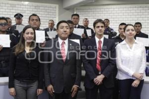 IBERO . CAPACITACIÓN A POLICÍAS