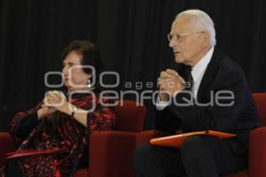 ALAIN TOURAINE RECIBE DOCTORADO HONORIS CAUSA IBERO PUEBLA