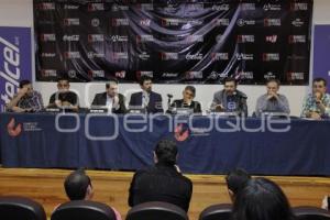 12 HOMBRES EN PUGNA