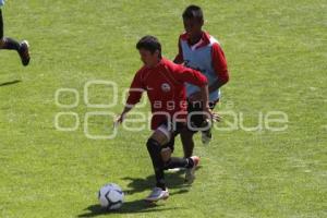 ENTRENAMIENTO LOBOS BUAP