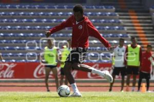 ENTRENAMIENTO LOBOS BUAP