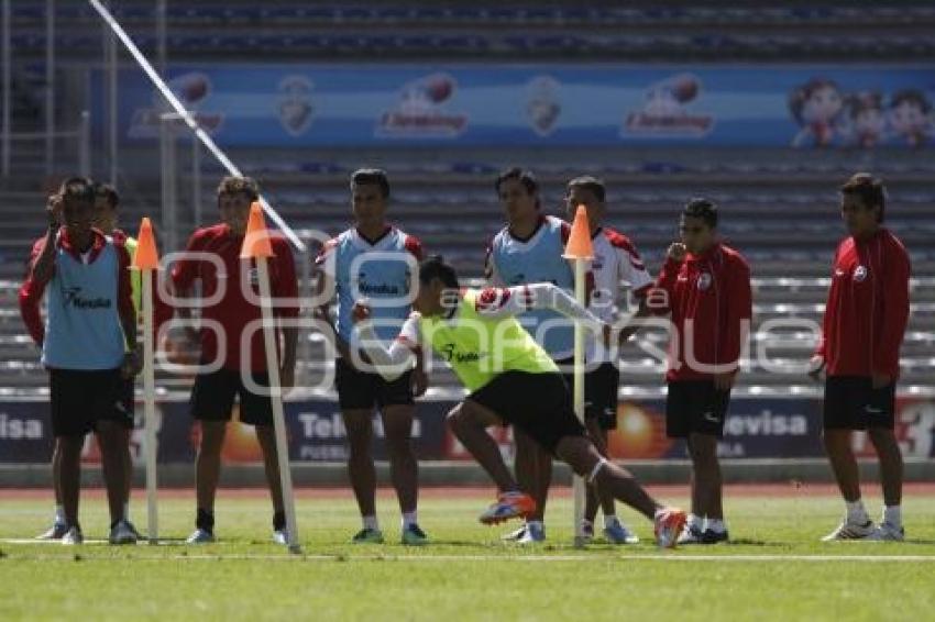 ENTRENAMIENTO LOBOS BUAP