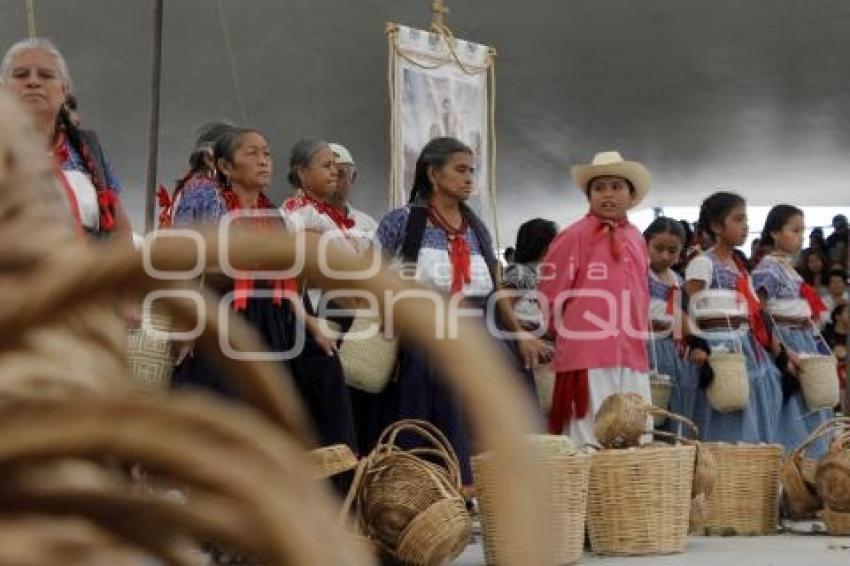 FESTIVAL MOLE DE CADERAS