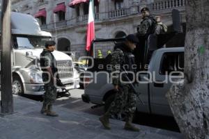 MARINOS EN EL ZÓCALO