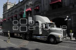 MARINOS EN EL ZÓCALO