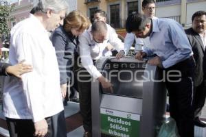 AYUNTAMIENTO . CONTENEDORES SOTERRADOS