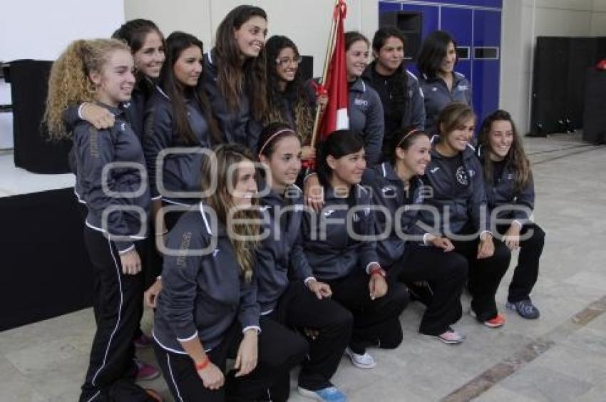 ABANDERAN SELECCIÓN IBERO PUEBLA