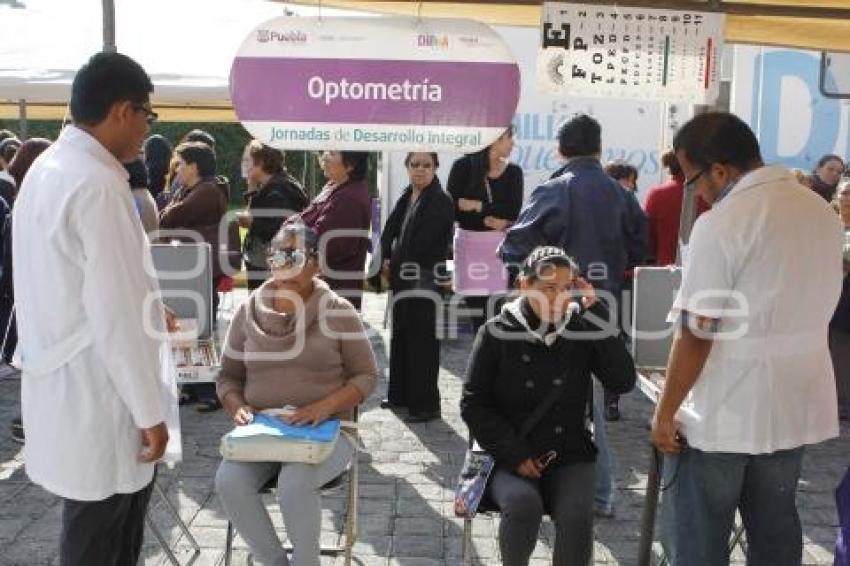 JORNADA DE PREVENCIÓN CANCER DE MAMA DIF MUNICIPAL CINCO RADIO